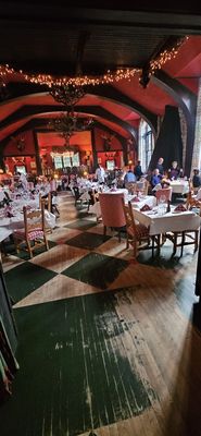 Woods Restaurant and Bobby's Bar by null