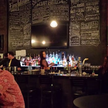 Smith & Kings - Bar and Chalk Menu - Cocktail Bars Near Me - Honolulu, Hawaii