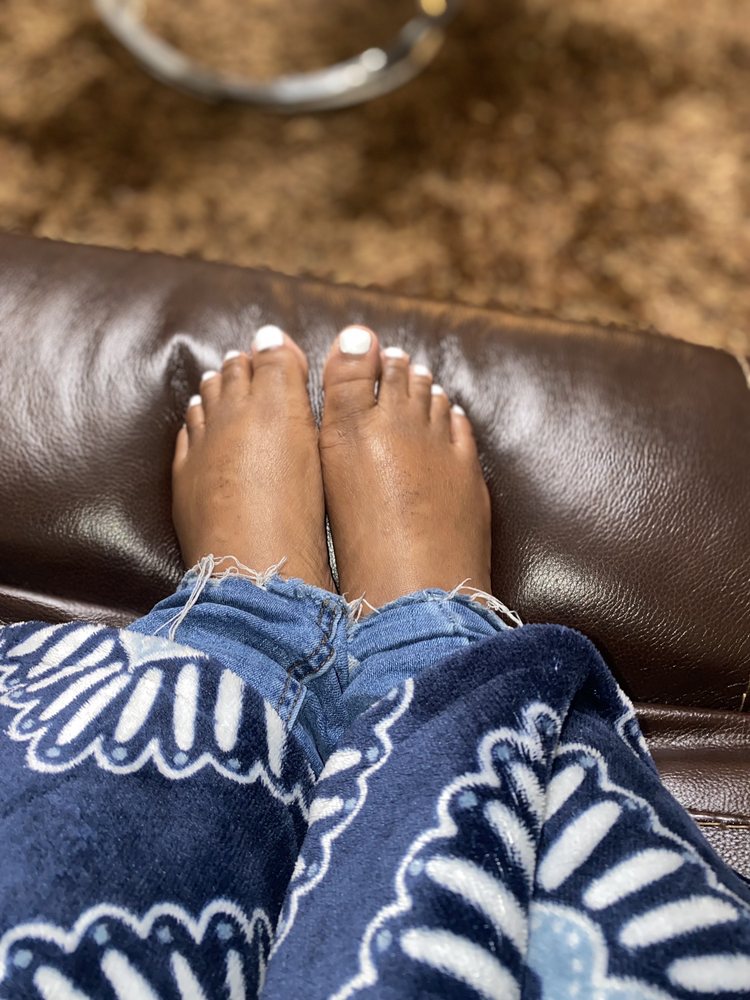 CHIC NAILS Updated October 2024 27 Photos & 18 Reviews 3014