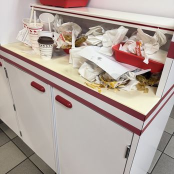 In-N-Out Burger - Burgers Near Me - Novato, California In-N-Out Burger - Burgers Near Me - Novato, California
