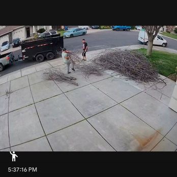 All Seasons Hauling Service - Them working - Junk Removal & Hauling Near Me All Seasons Hauling Service - Them working - Junk Removal & Hauling Near Me