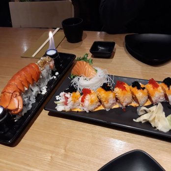Sakanaya - VIP and K2 with real flames and real lobster shell - Japanese Near Me - Champaign, Illinois