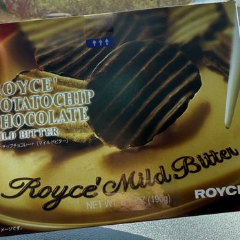 ROYCE Chocolate - Potatochio Chocolate "Mild Bitter" - Candy Stores Near Me - Duluth, Georgia ROYCE Chocolate - Potatochio Chocolate "Mild Bitter" - Candy Stores Near Me - Duluth, Georgia