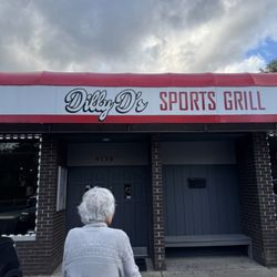 Dilly D's Sports Grill