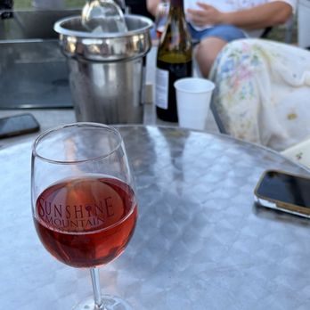 Sunshine Mountain Vineyard - Sweet rose - Wineries Near Me - San Marcos, California Sunshine Mountain Vineyard - Sweet rose - Wineries Near Me - San Marcos, California