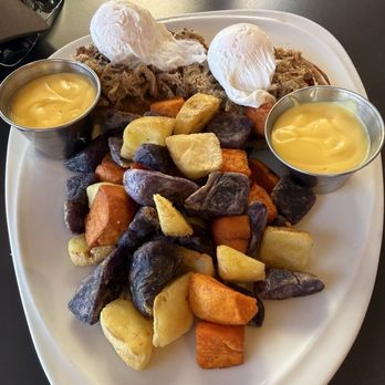 Tropics Bar & Grill - Eggs Benedict - Bars Near Me - Honolulu, Hawaii Tropics Bar & Grill - Eggs Benedict - Bars Near Me - Honolulu, Hawaii