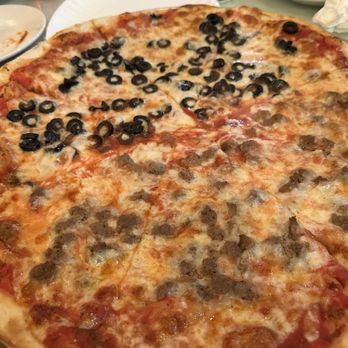 Marina Restaurant & Pizza - Large pizza - Pizza Near Me - Harriman, New York Marina Restaurant & Pizza - Large pizza - Pizza Near Me - Harriman, New York