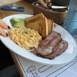 La Desayuneria La Desayuneria