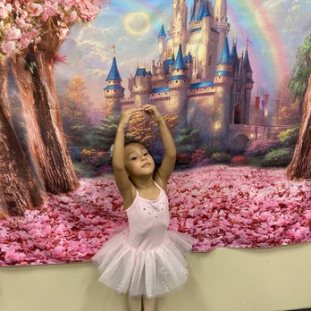 Premier Dance Studio - First day of ballet - Performing Arts Near Me - Oxnard, California