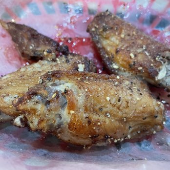 Round Table Pizza - Lemon pepper wings - Pizza Near Me - Canyon Country, California Round Table Pizza - Lemon pepper wings - Pizza Near Me - Canyon Country, California