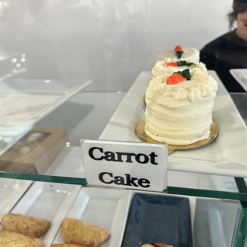 La Finca Coffee & Bakery - The cute mini carrot cake - Bakeries Near Me - Frisco, Texas La Finca Coffee & Bakery - The cute mini carrot cake - Bakeries Near Me - Frisco, Texas