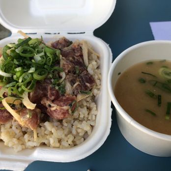 Sato Seafood - Spicy maui maui with miso soup - Poke Near Me - Honolulu, Hawaii Sato Seafood - Spicy maui maui with miso soup - Poke Near Me - Honolulu, Hawaii