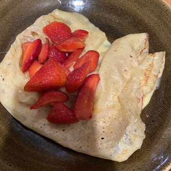 Crêpe Bar - Lemon Curd and Strawberries - Creperies Near Me - Tempe, Arizona