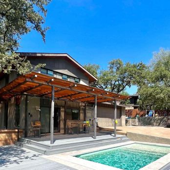 Urban Oasis Contracting - Decks & Railing Near Me