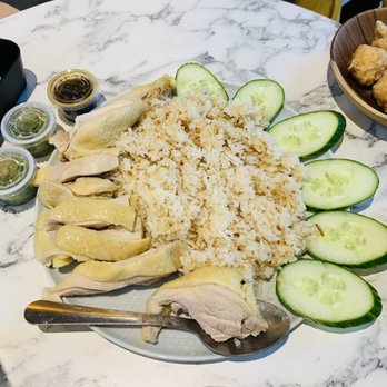 Bear Bear Cafe - C1. Hainanese chicken rice $14.95 - Hong Kong Style Cafe Near Me - Markham, Ontario Bear Bear Cafe - C1. Hainanese chicken rice $14.95 - Hong Kong Style Cafe Near Me - Markham, Ontario