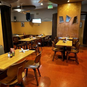 Memphis Cafe - Inside seating - Southern Near Me - Costa Mesa, California Memphis Cafe - Inside seating - Southern Near Me - Costa Mesa, California
