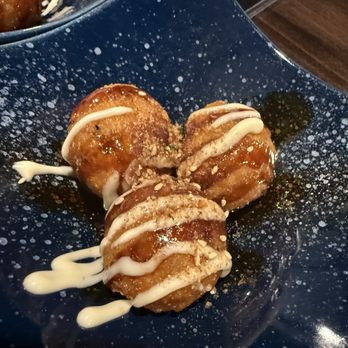 Mito Sushi - Sushi Bars Near Me - Centennial, Colorado