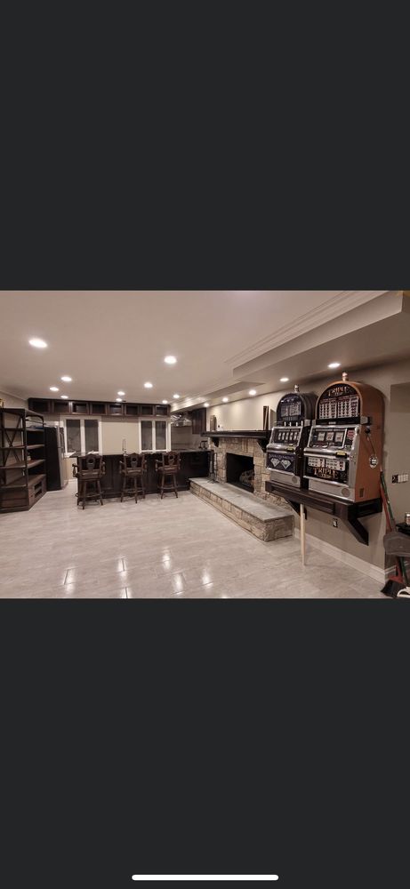 Slide of W&L Handyman Service