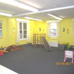 Peru Nursery School - Gym room for cold or rainy days