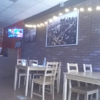 Pinches Pizzas - Simple but homey love the amazing art they have hanging too, now time to test the pizza! - Pizza Near Me - Long Beach, California Pinches Pizzas - Simple but homey love the amazing art they have hanging too, now time to test the pizza! - Pizza Near Me - Long Beach, California
