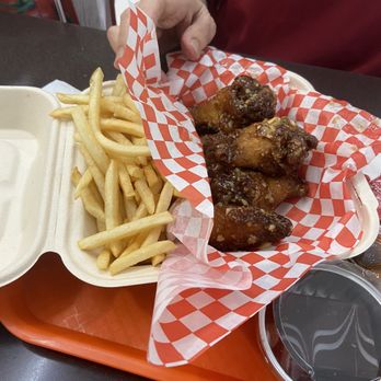 Adrienne’s Wild Wings - Fast Food Near Me - Hayward, California
