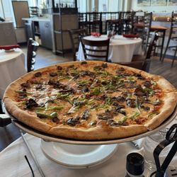Gregorio's Trattoria - Extra large pizza with mushrooms and bell peppers