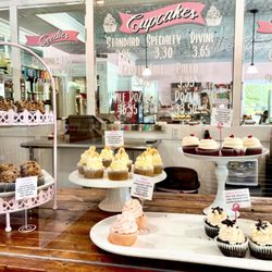 C Cups Cupcakery