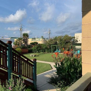 Queen Gypsy Inn - View from outside are sweet. - Vacation Rentals Near Me - Galveston, Texas Queen Gypsy Inn - View from outside are sweet. - Vacation Rentals Near Me - Galveston, Texas