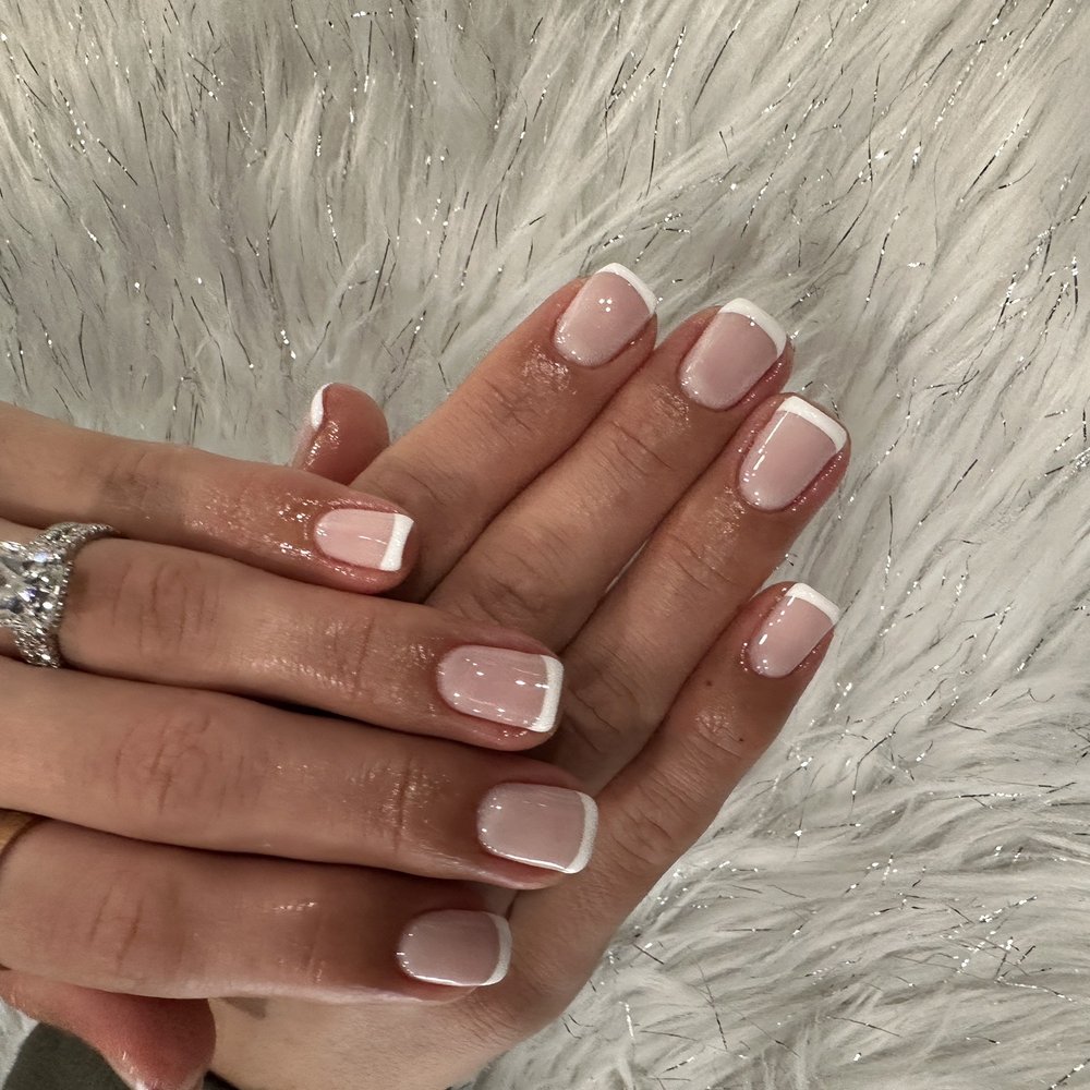 Soak Nails - The perfect French gel manicure - Nail Salons Near Me - Encino, California Soak Nails - The perfect French gel manicure - Nail Salons Near Me - Encino, California