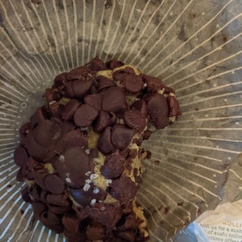 Gideon's Bakehouse - Chocolate chip - Bakeries Near Me - Orlando, Florida