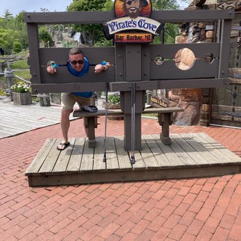 Pirates Cove Adventure - Mini Golf Near Me - Bar Harbor, Maine