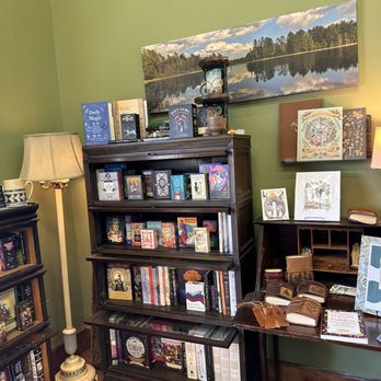 The Vintage Storyteller - Spiritual & Witchy reads and tarot - Bookstores Near Me - Delano, Minnesota The Vintage Storyteller - Spiritual & Witchy reads and tarot - Bookstores Near Me - Delano, Minnesota