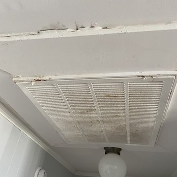 Emerald Isle Realty  - Return looks like it's never been changed and is filthy - Property Management Near Me - Emerald Isle, North Carolina