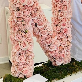 Laazati - Flower letters - Florists Near Me - Glendale, California