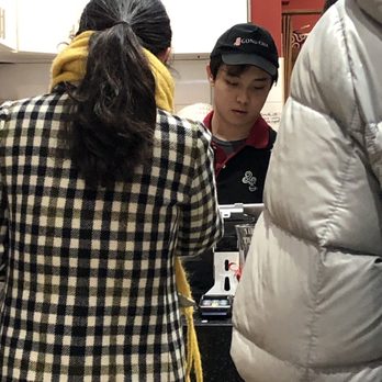 Gong Cha - This counter person arguing with costumer and even yelling me back.  Very rude . - Bubble Tea Near Me - New York, New York