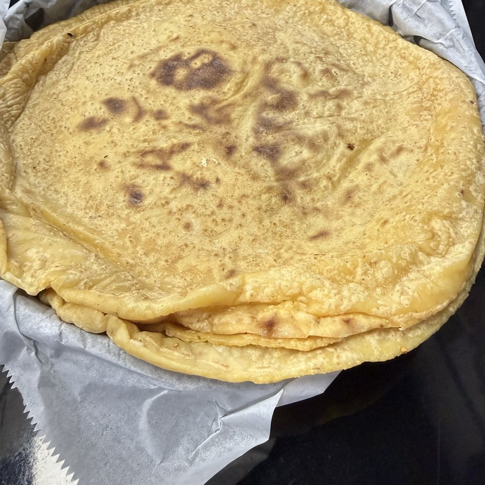 Guajillo Restaurant - Handmade corn Tortillas - Mexican Near Me - Huntington Park, California Guajillo Restaurant - Handmade corn Tortillas - Mexican Near Me - Huntington Park, California