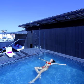 The Mirror Hotel - Piscina - Hotels Near Me - Barcelona, B The Mirror Hotel - Piscina - Hotels Near Me - Barcelona, B