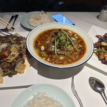 Dragon Express Chinese Kitchen - Chinese Near Me - Medford, Oregon