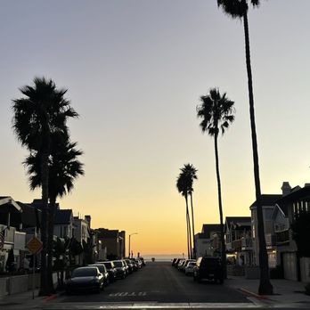 Sancho's Tacos - 10/2024 beach/sunset views across the street from their counter seats - Tacos Near Me - Newport Beach, California Sancho's Tacos - 10/2024 beach/sunset views across the street from their counter seats - Tacos Near Me - Newport Beach, California