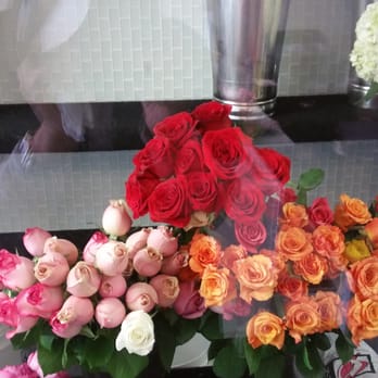 Twigs and Thyme - Vivid colors - Florists Near Me - Beverly Hills, California Twigs and Thyme - Vivid colors - Florists Near Me - Beverly Hills, California