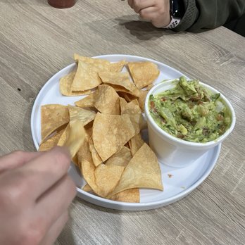 El Fogon Mexican Grill Riverside - Side of chips and guac (they gave you a lot of guac!) - Mexican Near Me - Riverside, California El Fogon Mexican Grill Riverside - Side of chips and guac (they gave you a lot of guac!) - Mexican Near Me - Riverside, California