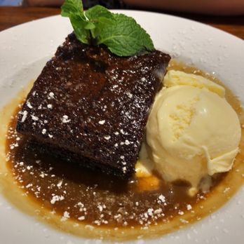The Horse and Chains - Sticky toffee +++ - Gastropubs Near Me - Bushey, HRT The Horse and Chains - Sticky toffee +++ - Gastropubs Near Me - Bushey, HRT