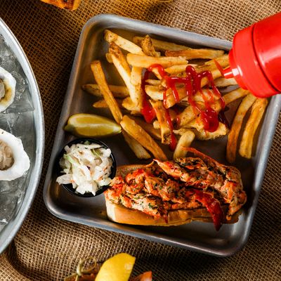 Shuckin' Shack Oyster Bar by null