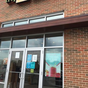 Tropical Smoothie Cafe - Outside of store - Juice Bars & Smoothies Near Me - Wyncote, Pennsylvania Tropical Smoothie Cafe - Outside of store - Juice Bars & Smoothies Near Me - Wyncote, Pennsylvania