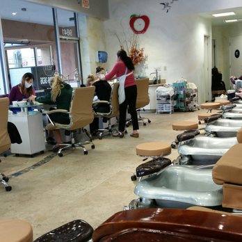 Apple Nails - Nail Salons Near Me - Cypress, California