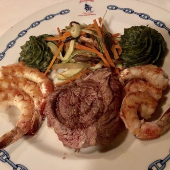 Lorenzillo's - Seafood Near Me - Cancún, ROO Lorenzillo's - Seafood Near Me - Cancún, ROO