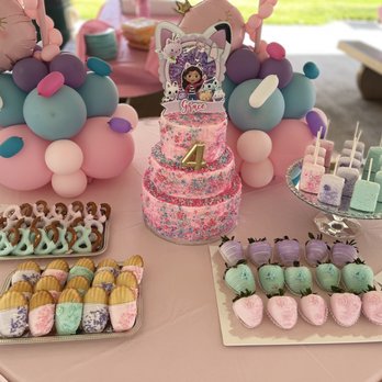 Lala's Party Creations - Party Equipment Rentals Near Me - Van Nuys, California