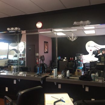 Maggie's Cuts - Hair Salons Near Me - South GAte, California Maggie's Cuts - Hair Salons Near Me - South GAte, California