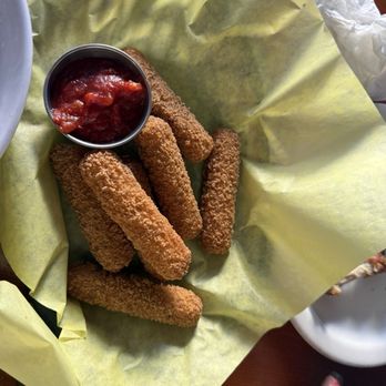 Numero Uno Pizza - Mozzarella Sticks - Italian Near Me - North Hollywood, California