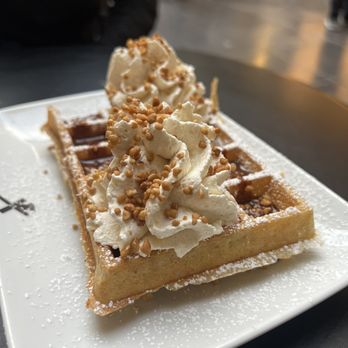 Maison Dandoy - Atomium waffle - Desserts Near Me - Brussels, BRU Maison Dandoy - Atomium waffle - Desserts Near Me - Brussels, BRU